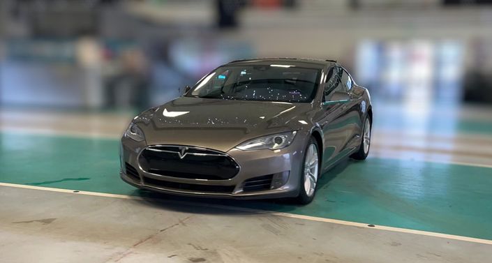 2015 Tesla Model S 85D AWD -
                Rocklin, CA