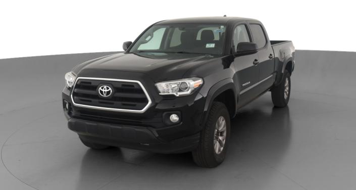 2016 Toyota Tacoma SR5 Hero Image