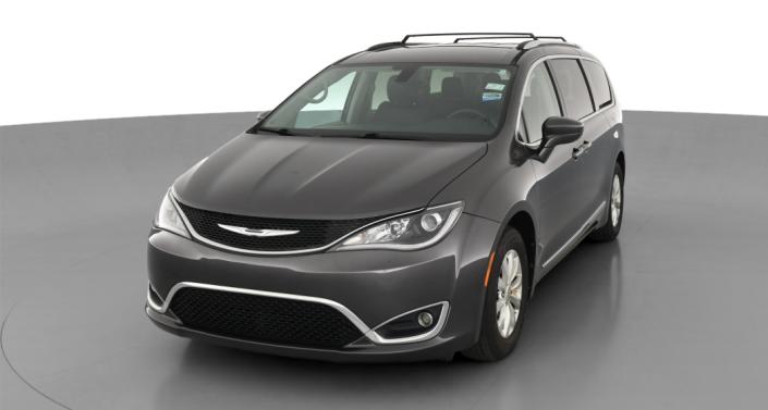 2018 Chrysler Pacifica Touring L -
                Lorain, OH