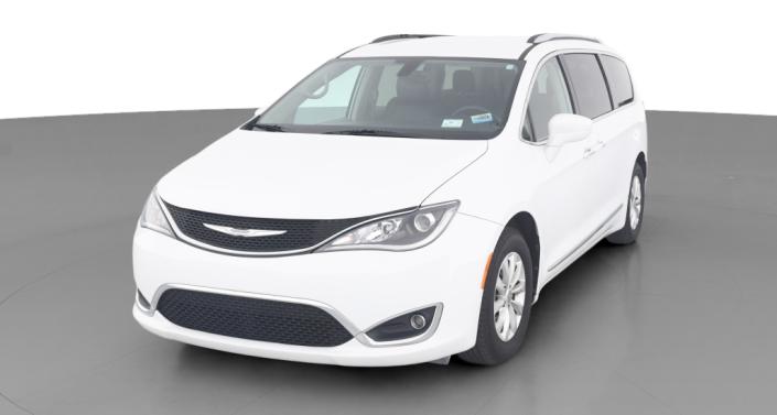 2018 Chrysler Pacifica Touring -
                Concord, NC