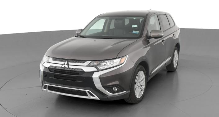 2019 Mitsubishi Outlander SE -
                Hebron, OH