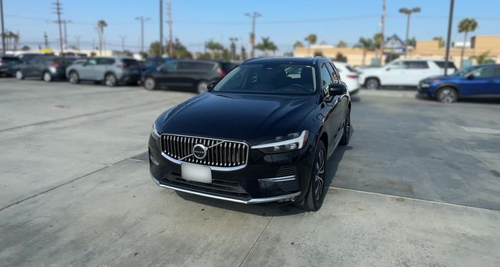 2023 Volvo XC60 B5 Plus -
                Montebello, CA