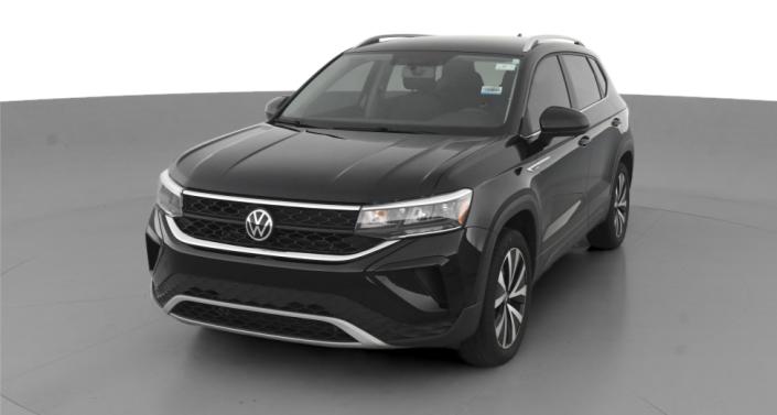 2022 Volkswagen Taos SE Hero Image