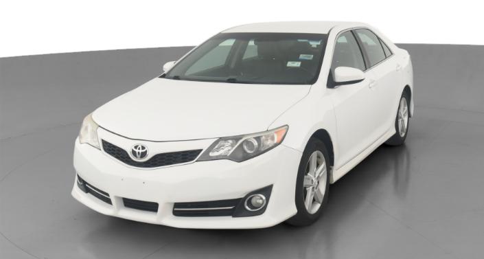 2014 Toyota Camry SE -
                Indianapolis, IN