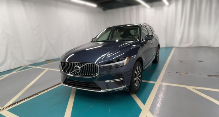 2023 Volvo XC60 B5 Plus -
                Cicero, NY