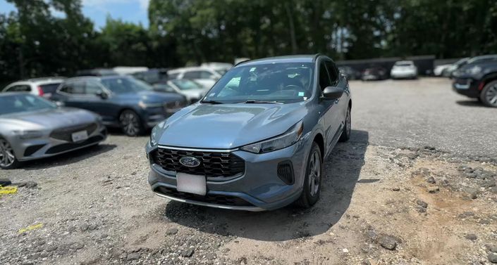 2023 Ford Escape ST-Line -
                Yaphank, NY