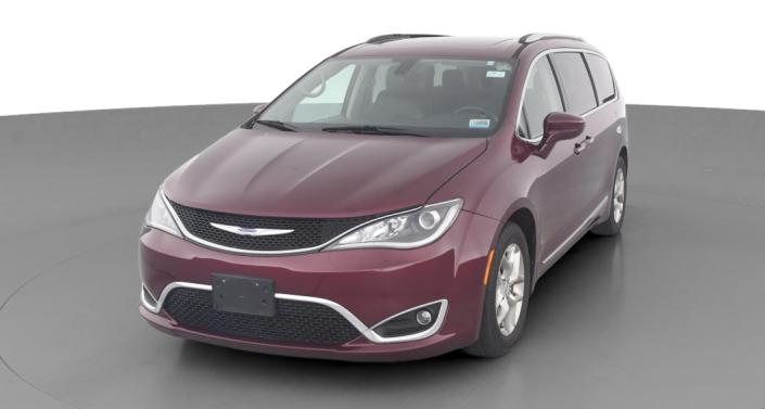 2018 Chrysler Pacifica Limited -
                Concord, NC