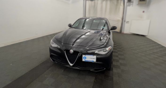 2017 Alfa Romeo Giulia Base -
                Framingham, MA