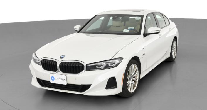 2023 BMW 3 Series 330e Hero Image