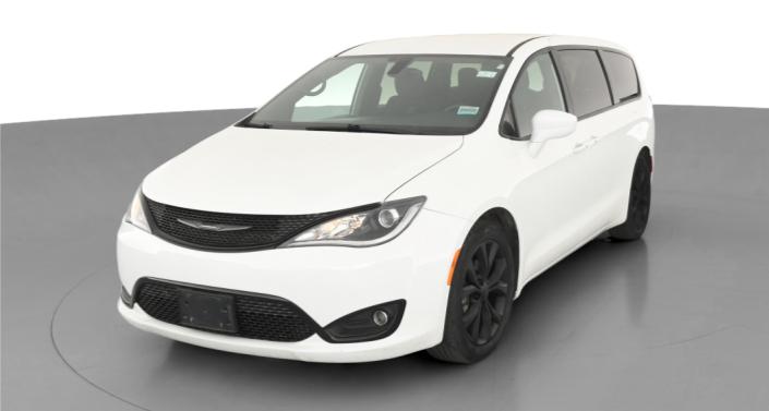 2019 Chrysler Pacifica Touring Plus -
                Tolleson, AZ