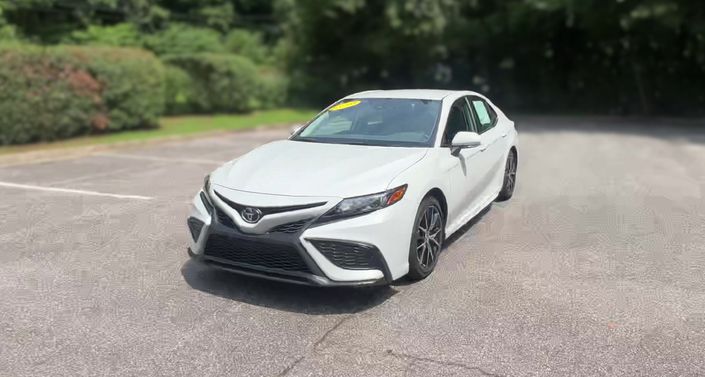 2023 Toyota Camry SE -
                Greensboro, NC