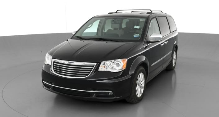 2015 Chrysler Town & Country Limited Platinum -
                Lorain, OH