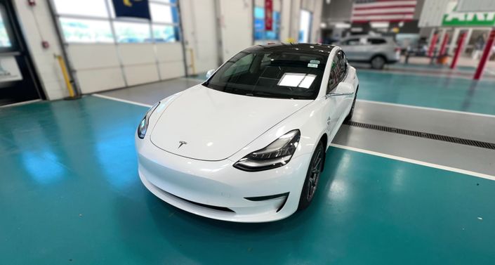 Thumbnail: 2020 Tesla Model 3 - 1