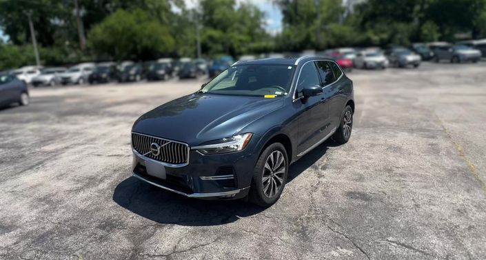 2023 Volvo XC60 B5 Plus -
                Hazelwood, MO