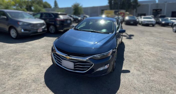 2022 Chevrolet Malibu LT Hero Image