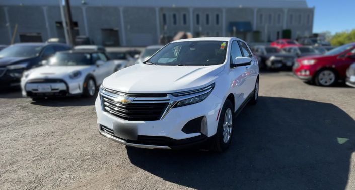 2022 Chevrolet Equinox LT Hero Image