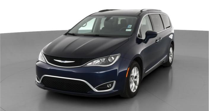 2018 Chrysler Pacifica  -
                Lorain, OH