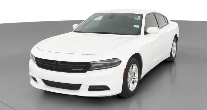 2020 Dodge Charger SXT Hero Image