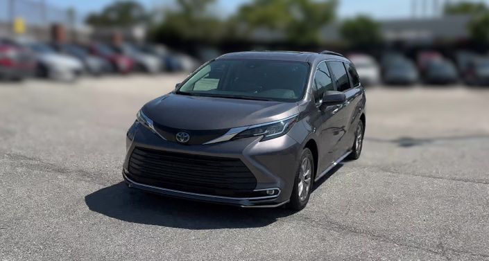 2023 Toyota Sienna XLE -
                Baltimore, MD