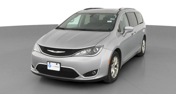 2020 Chrysler Pacifica Limited Hero Image