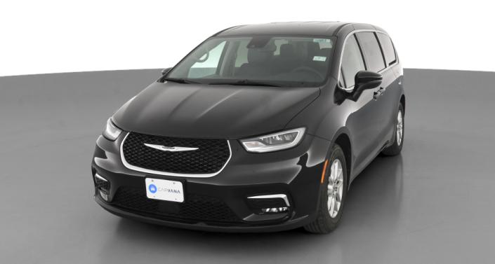 2023 Chrysler Pacifica Touring L -
                Wheatland, OK