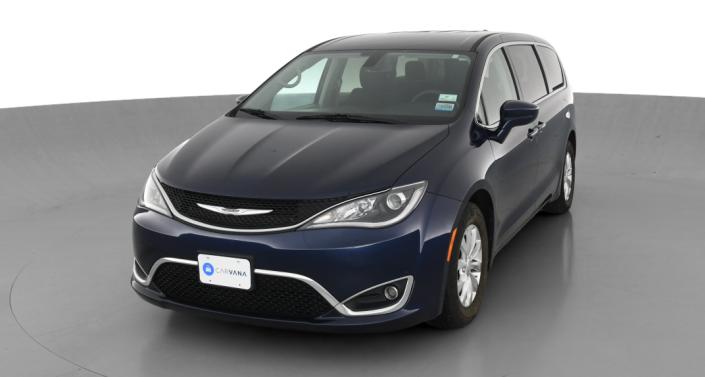 2020 Chrysler Pacifica Touring -
                Colonial Heights, VA