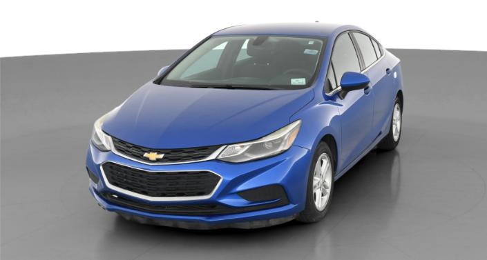 2017 Chevrolet Cruze LT Hero Image