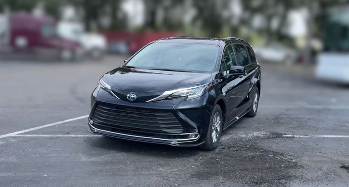 2023 Toyota Sienna XLE -
                Haines City, FL