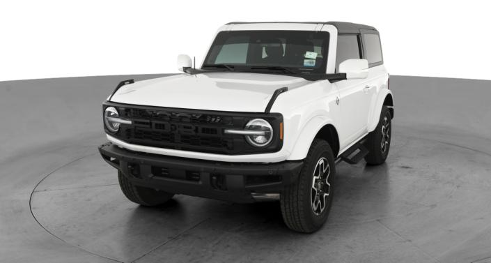 2023 Ford Bronco Outer Banks Hero Image