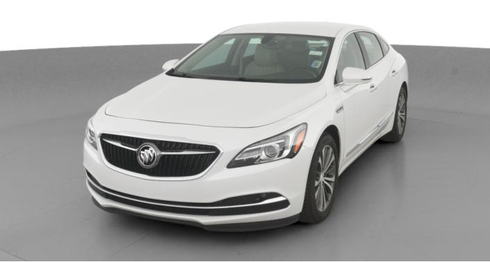 2017 Buick LaCrosse Essence -
                Hebron, OH