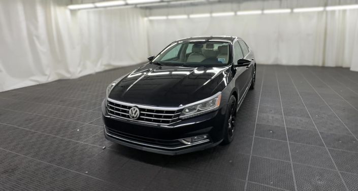 2017 Volkswagen Passat SE -
                Trenton, OH