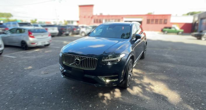 2023 Volvo XC90 B6 Plus -
                Yaphank, NY