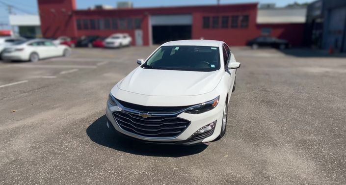 2023 Chevrolet Malibu LT -
                Yaphank, NY