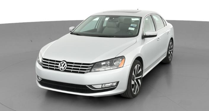 2013 Volkswagen Passat SEL -
                Lorain, OH