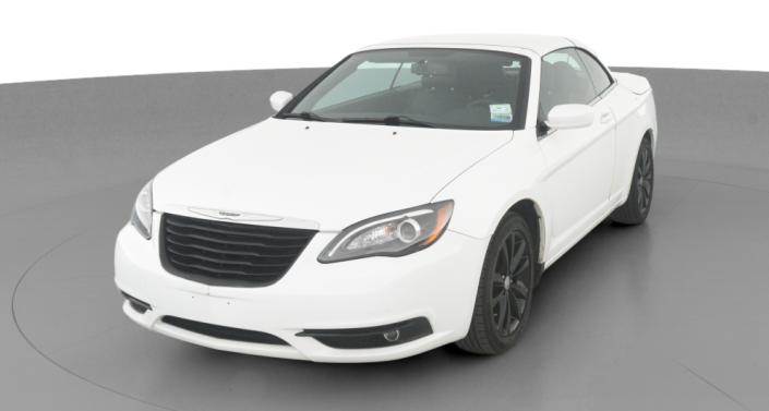 2013 Chrysler 200 S -
                Hebron, OH