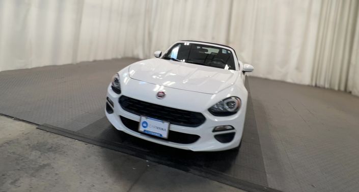 2017 Fiat 124 Spider Classica -
                Riverside, CA