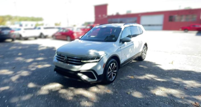 2022 Volkswagen Tiguan S -
                Lorain, OH