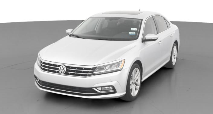 2018 Volkswagen Passat 2.0T -
                Auburn, GA