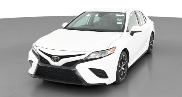 2020 Toyota Camry SE -
                Trenton, OH