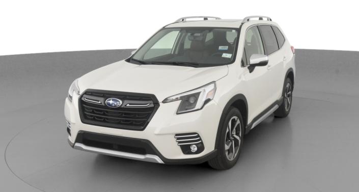 2024 Subaru Forester Touring -
                Hebron, OH