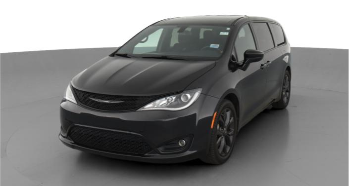 2018 Chrysler Pacifica Touring Plus -
                Concord, NC