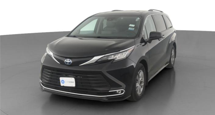 2022 Toyota Sienna XLE -
                Indianapolis, IN