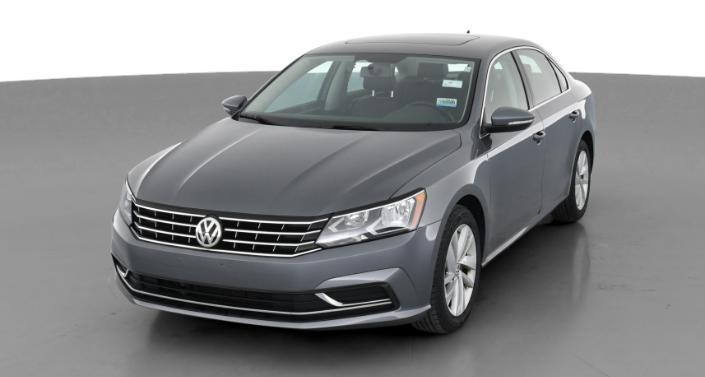 2018 Volkswagen Passat 2.0T -
                Richton Park, IL