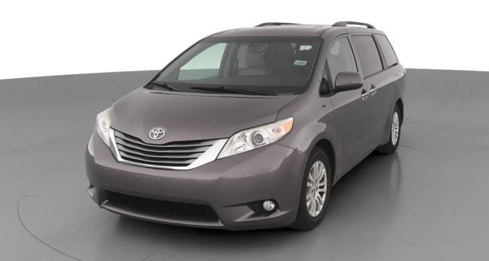 2017 Toyota Sienna XLE -
                Indianapolis, IN