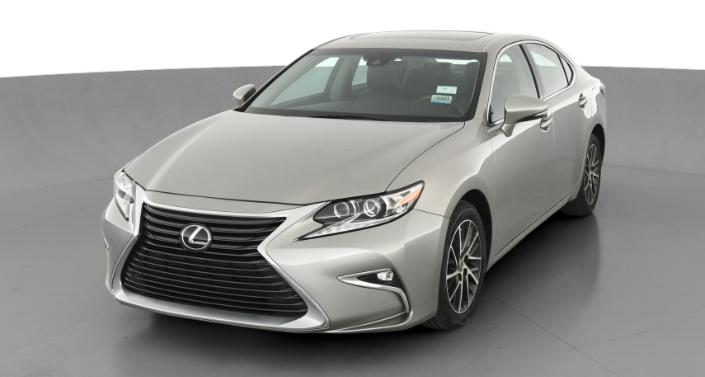 2016 Lexus ES 350 -
                Lorain, OH