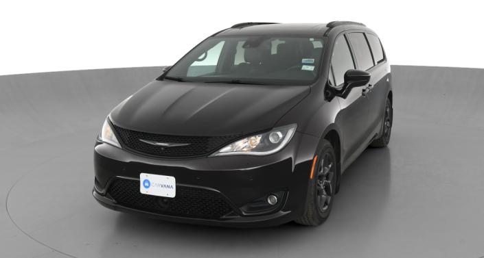 2018 Chrysler Pacifica  -
                Colonial Heights, VA