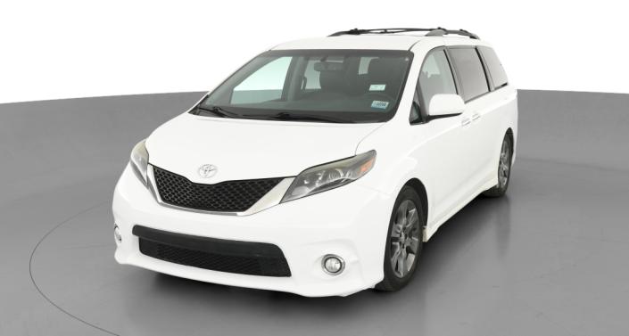 2015 Toyota Sienna SE -
                Lorain, OH