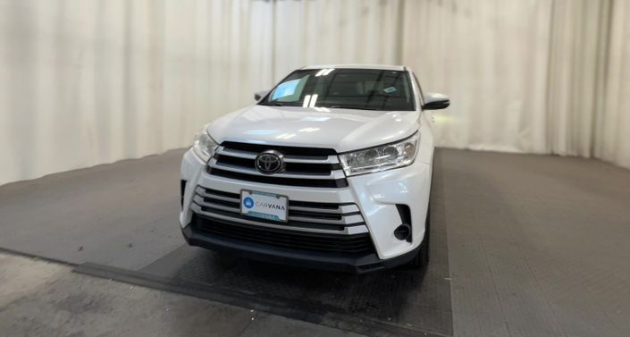 2017 Toyota Highlander LE -
                Riverside, CA