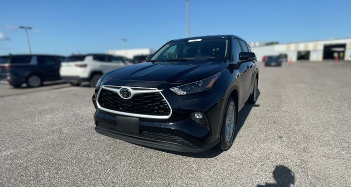 2023 Toyota Highlander LE -
                Haines City, FL