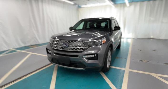 2022 Ford Explorer Limited -
                Akron, NY